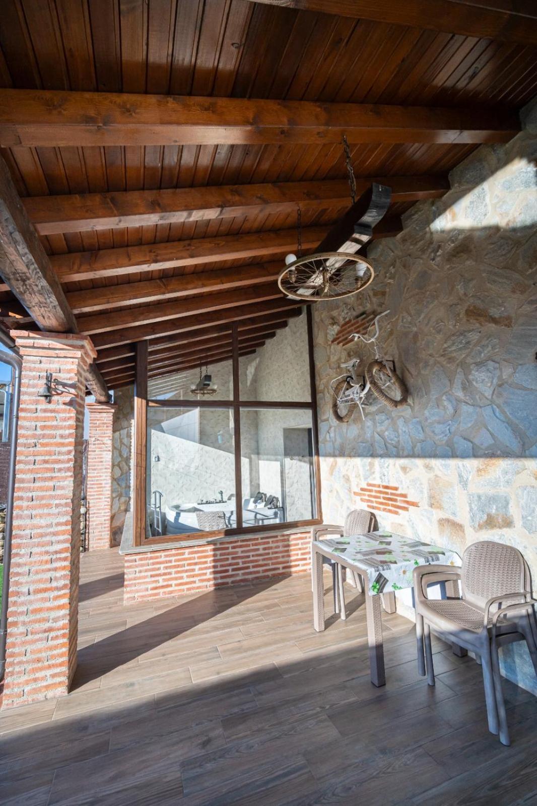 Valle del Ambroz, apartamento Buenavista con jacuzzi y jardín privado Abadía Exterior foto